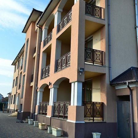 Hotel Aquarius Čornomors'k Esterno foto