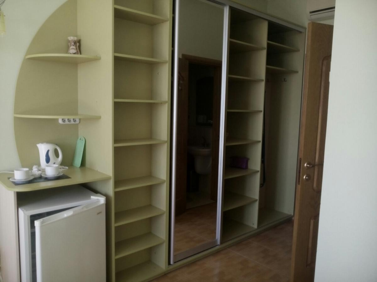 Hotel Aquarius Čornomors'k Esterno foto