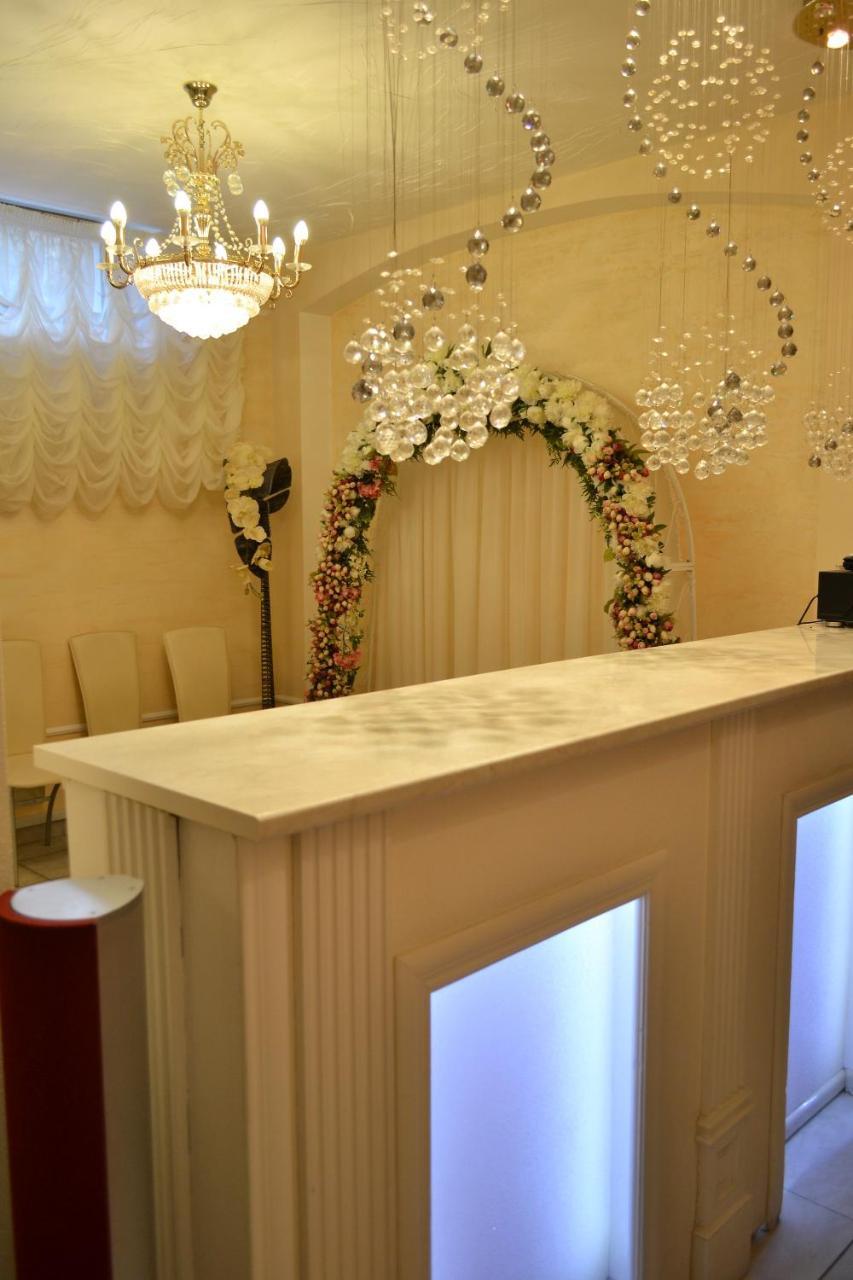 Hotel Aquarius Čornomors'k Esterno foto